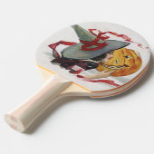 The Witch's Kiss: een Jack of Lantern op Halloween Tafeltennisbatje (Voorkant Gekanteld)