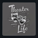 Theater Life Comedy en Tragedy Masks Vierkante Klok<br><div class="desc">Breng het podium tot leven met een ontwerp dat het hart van het drama vastlegt. De klassieke komedie- en tragiekmaskers staan centraal in stromende linten en worden gecombineerd met gedurfde letters die met trots het theaterleven verklaren. Een perfect eerbetoon aan de emoties, verhalen en passie die de wereld van performance...</div>