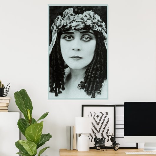 Theda's Eyes Poster (Thuiskantoor)