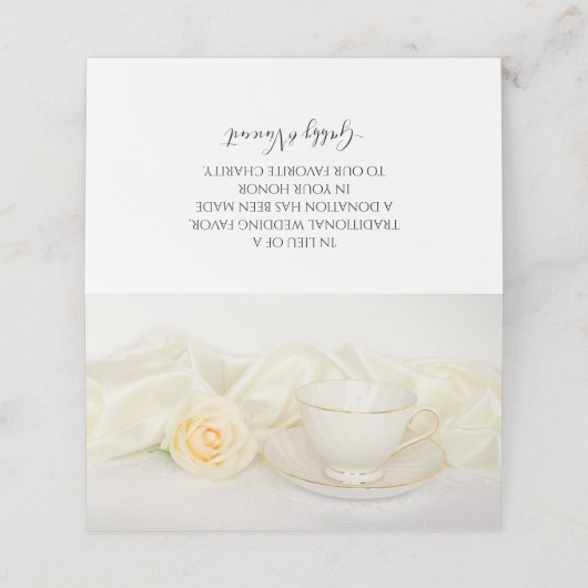 Thee Cup en White Rose Bruiloft Liefdadigheid Guns Plaatskaartje (Buitenkant ongevouwen)
