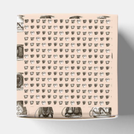 Thee & koffie kopjes op perzik bedankdoosjes (Bovenkant)