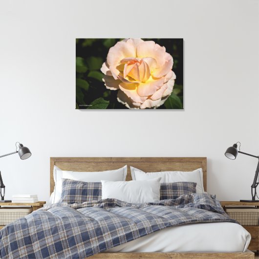 Thee Roos Canvas Afdruk (Insitu (Slaapkamer))