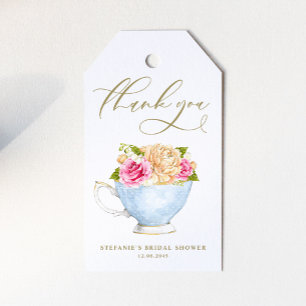 Theekopje met bloemboeket bruidsdouche-thee cadeaulabel