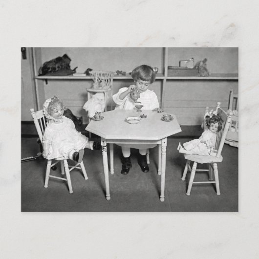 Theepartij met poppen, 1923 briefkaart (Voorkant)