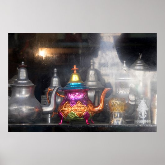 Theepotten te koop op de markt poster (Voorkant)