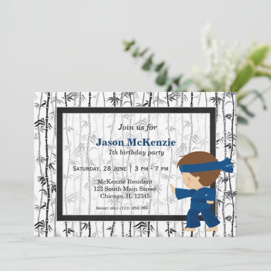 Thema voor verjaardag van Ninja Kaart (Staand voorkant)