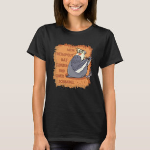 Therapeut mit Federn & Schnabel. Nymfensittich T-shirt