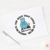 Thesaurus: Een dinosaurus die graag boeken leest Ronde Sticker (Envelop)