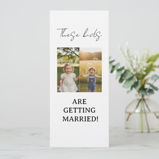 These Kids Are Getting Married Sign These Kids Are Kaart (Staand voorkant)