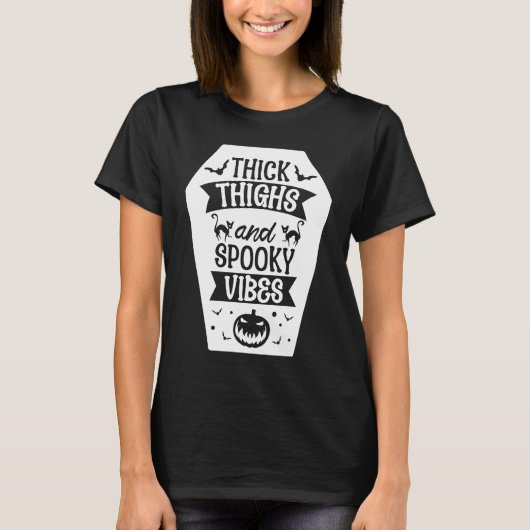 Thick Thighs And Spooky Vibes Halloween Costume Pa T-shirt (Voorkant)