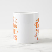 Thick Thighs Herfst Vibes Grote Koffiekop (Voorkant)