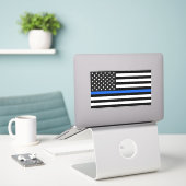 Thin Blue Line American Flag Sticker (Laptop op bureau)