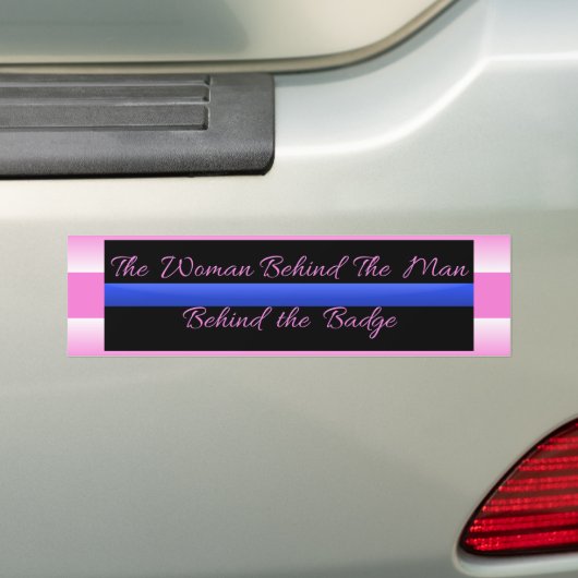 Thin Blue Line - De vrouw achter het Man Bumpersticker (Op auto)