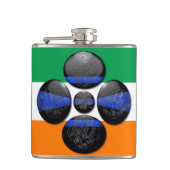 Thin Blue Line en Six Irish Symbols Heupfles (Voorkant)