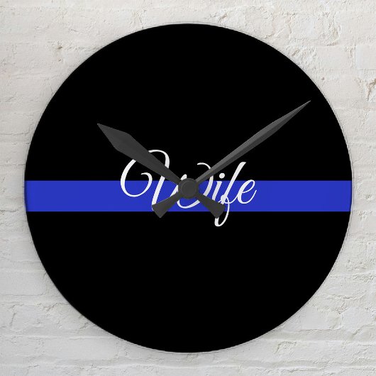 Thin Blue Line: Politievrouw Ronde Klok