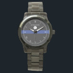 Thin Blue Line Serviceman Watch Horloge<br><div class="desc">Een elegant monogram zwart,  wit,  blauwe streep horloge met een vlek voor de naam van uw gift ontvanger en het monogram van het familienaam initiaal. Een groot geschenk voor iedereen die deel uitmaakt van de politiemacht,  die momenteel werkzaam is of met pensioen gaat.</div>