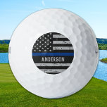 thin blue line vlag Aangepaste politie Golfballen<br><div class="desc">Thin Blue Line Police Golf Balls - Amerikaans vlagontwerp in de kleuren van de vlag van de politie, met grote vintage op het ontwerp van kunstleder. Deze gepersonaliseerde politiegolfbal is perfecte wetshandhavingscadeaus, gepensioneerden van de politie, cadeaus van politieagenten. Geef deze politie een personificatie in blauwe lijn golfballen met de naam...</div>