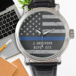 Thin Blue Line - VS Amerikaanse vlag - politie Horloge<br><div class="desc">Thin Blue Line Police Watch - Amerikaans vlagontwerp in de kleuren van de vlag van de politie,  in nood . Leuk cadeau aan je favoriete politieagent. Personaliseer met naam. COPYRIGHT © 2020 Judy Burrows,  Black Dog Art - Alle rechten voorbehouden.</div>