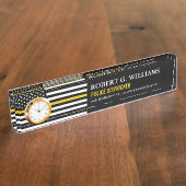 Thin Gold Line Dispatch Flag Custom Desk Naambordje (Zijkant)