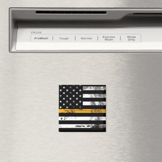 Thin Gold Line Flag Dispatcher Magnet (Insitu (Vaatwasser))