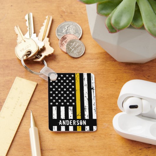 Thin Gold Line Flag Rustic Personalized Dispatcher Sleutelhanger (Bureau)