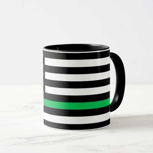 Thin Green Line Styled American Flag Custom Name Mok (Voorkant rechts)