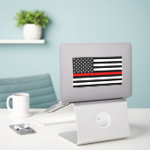 Thin Red Line American Flag Sticker (Laptop op bureau)