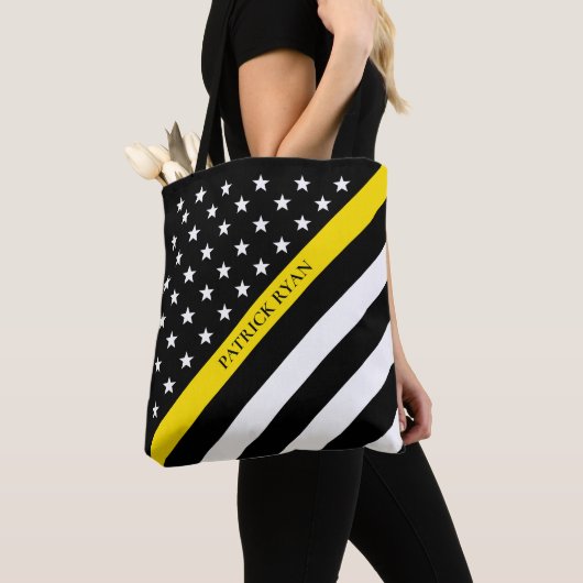 Thin Yellow Line Dispatcher Amerikaanse vlag Monog Tote Bag (Dichtbij)