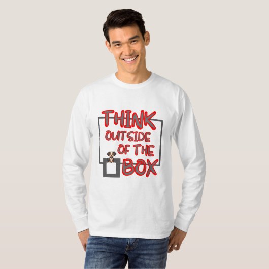'Think Outside of the Box' met puppy. T-shirt (Voorkant volledig)