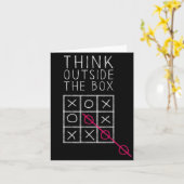 Think Outside The Box _ Tic Tac Toe _ Funny Sy Ner Kaart (Gele Bloem)
