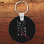 Think Outside The Box _ Tic Tac Toe _ Funny Sy Ner Sleutelhanger (Voorkant)