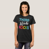 Third Grade Rocks Team 3rd Grade Teacher 2 T-shirt (Voorkant volledig)