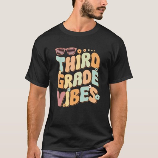 Third Grade Vibes  3rd Grade Team Retro 1st Day of T-shirt (Voorkant)