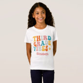 "Third Grade Vibes" Groovy Back-to-School T-Shirt (Voorkant volledig)