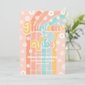 Thirteen is een vibe daisy 13e verjaardag feest kaart (Staand voorkant)