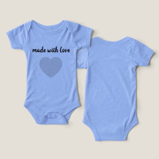 This adorable blue clothe is perfect for your baby (Ontwerp Voorkant & Achterkant)