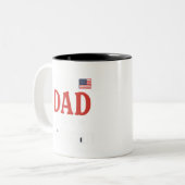 This Dad Is a Veteran Mug – Patriotic Gift Tweekleurige Koffiemok (Voorkant links)