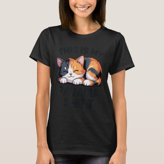 This Is My Pajama Funny Calico Cat  T-shirt (Voorkant)