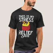 This is my stress relief dumpster fire t-shirt (Voorkant)