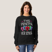 THIS PRINCIPAL LOVES HER SCHOOL Shirts Valentines  (Voorkant volledig)