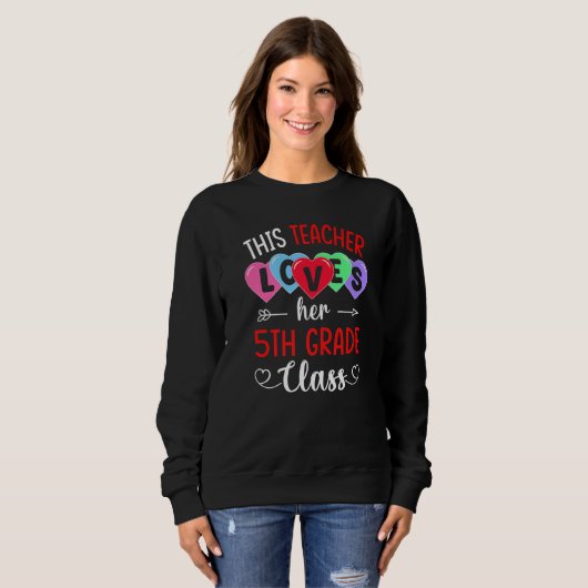 THIS TEACHER LOVES HER 5TH GRADE CLASS Shirts Vale (Voorkant volledig)