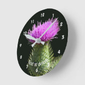 Thistle Flower Personalized Ronde Klok (Hoek)