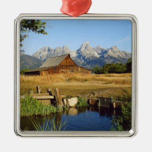 Thomas A. Moulton Barn Metalen Ornament