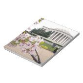 Thomas Jefferson Memorial met kersenbloesem Notitieblok (Linkerzijde)