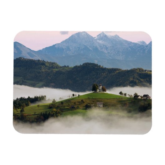 Thomas kerk en bergen, Slovenië rect magneet (Horizontaal)