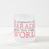 Thomas Kuhn Mok (Center)