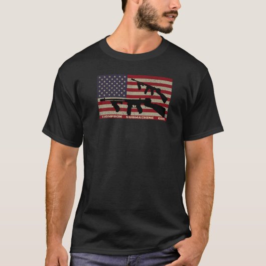 Thompson American WW2 Submachine Guns USA Flag T-shirt (Voorkant)