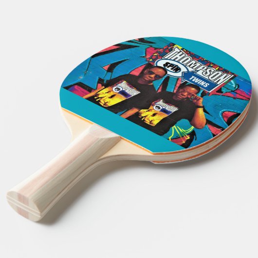 THOMSON SPIN TWINS. Ping Pong Paddle Tafeltennisbatje (Voorkant Gekanteld)