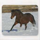 Thoroughbred Horse Runin the Snow Muismat (Voorkant)