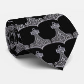 Thors Hammer-Silver Stropdas Black Background (Opgerold)